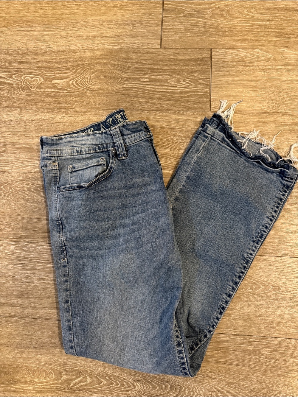 TK axel mens Blue Denim Jeans with Frayed Hem 32x30 slim boot